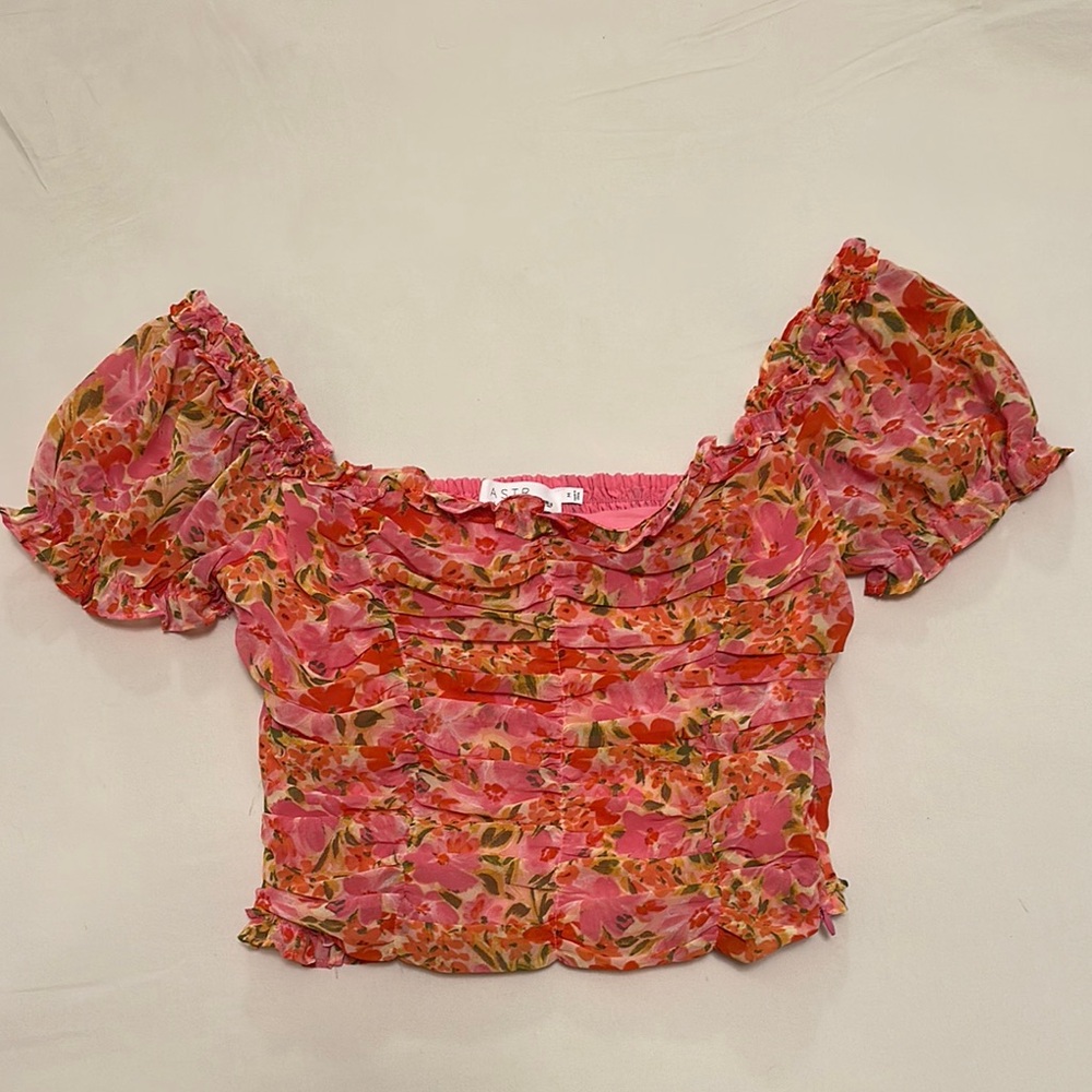 ASTR Floral Pink Orange Ruched Cropped Top